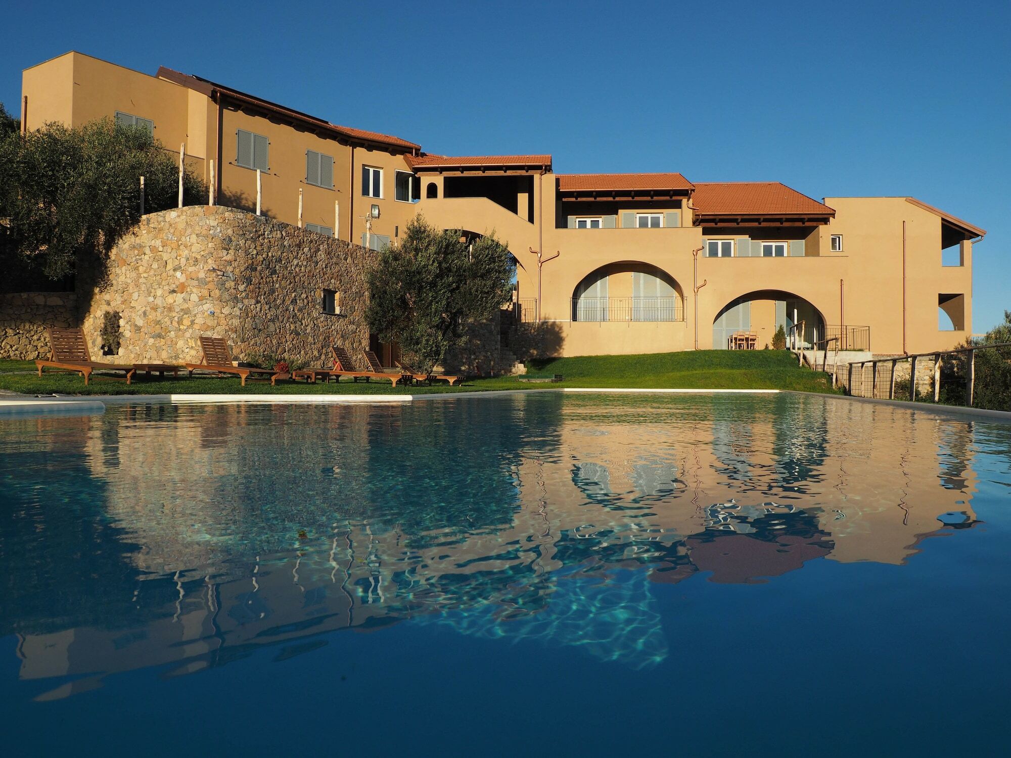Agriturismo "I Castellari" Pietra Ligure Ngoại thất bức ảnh