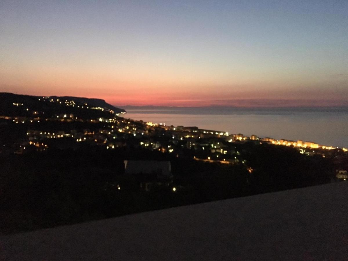 Agriturismo "I Castellari" Pietra Ligure Ngoại thất bức ảnh