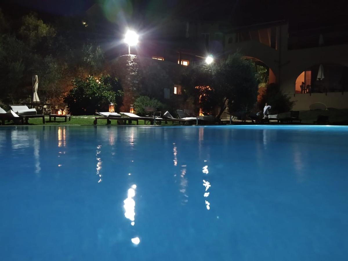 Agriturismo "I Castellari" Pietra Ligure Ngoại thất bức ảnh